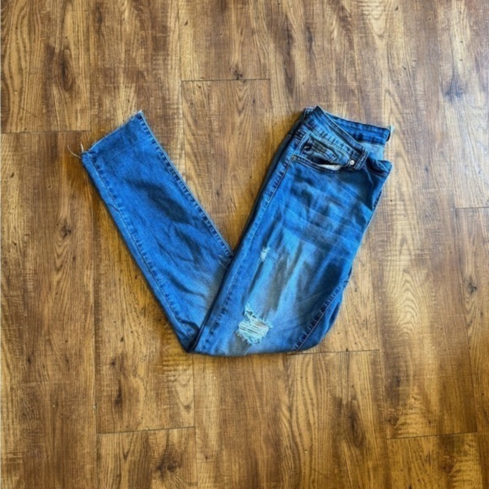 KanCan‎ Distressed Medium Wash Straight Leg Jeans Raw Hem Womens Size 27